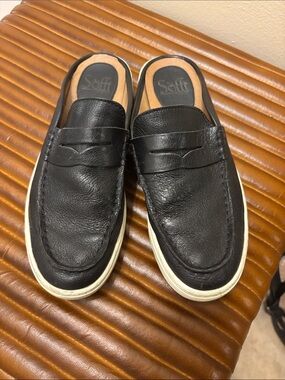 Sofft Black Leather Slip-On Mule Loafers with White Sole